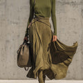 Set Top a Collo Alto in Verde Oliva e Gonna Maxi in Faux Suede (Include cintura)